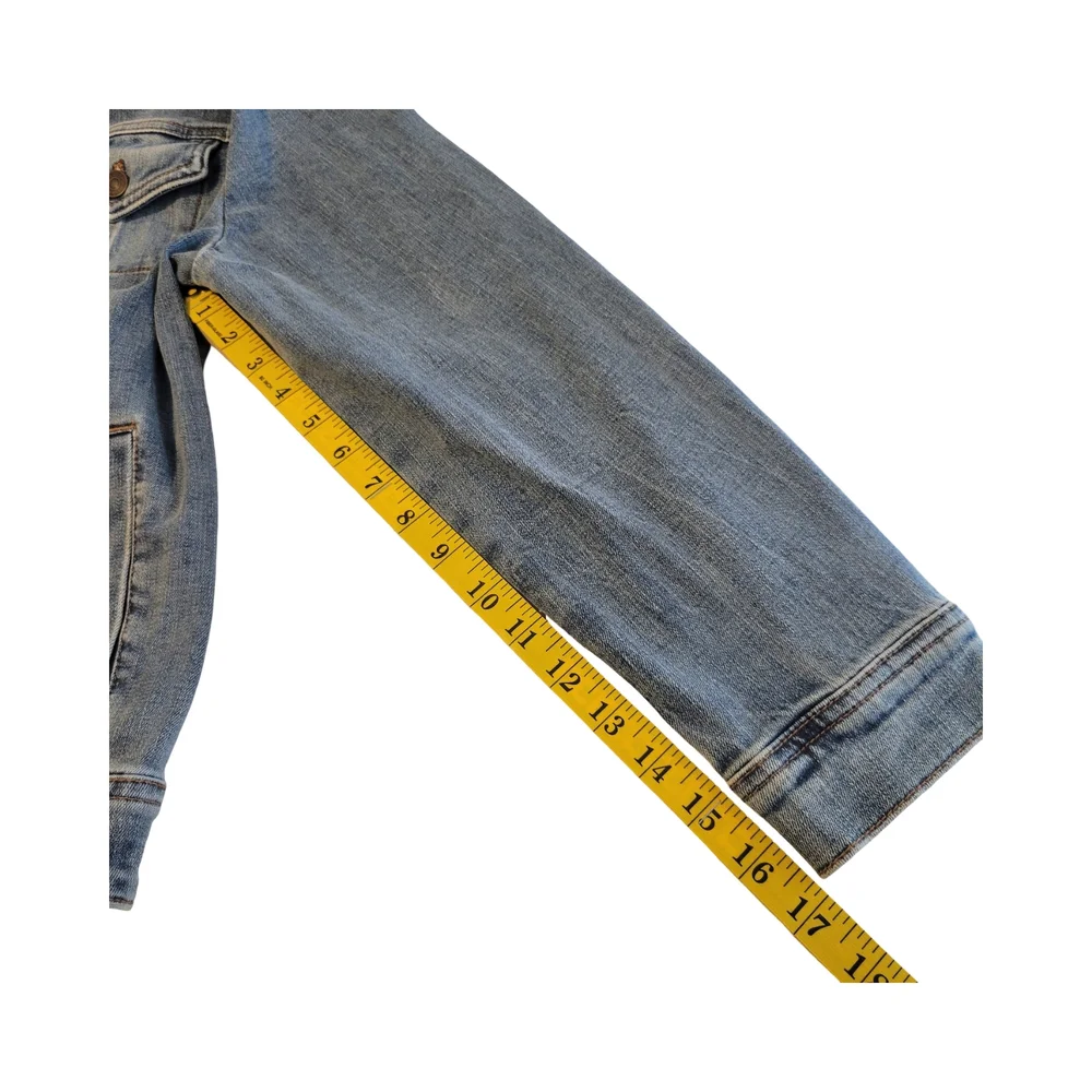 Chico's Blue Jean Jacket Relaxed Fit Timeless Design - Picture 12 of 13